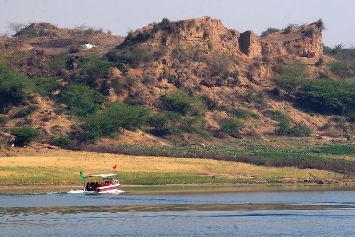 Half Day Chambal River Safari Tour from Ranthambore
