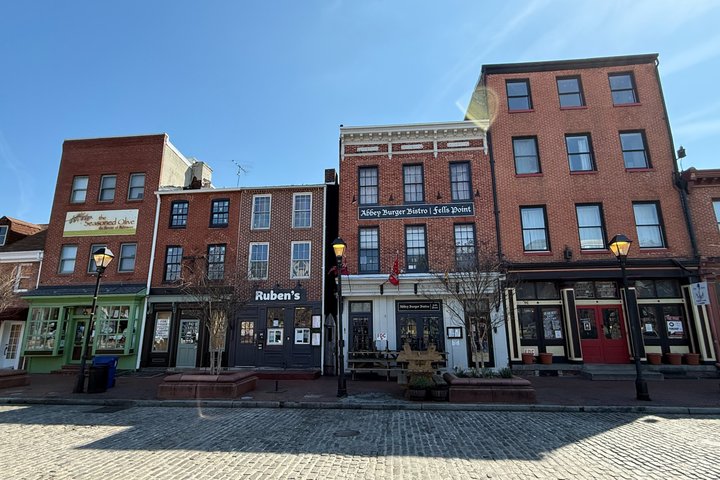 Baltimore: Fells Point & Little Italy Food Tour with 7 Tastings