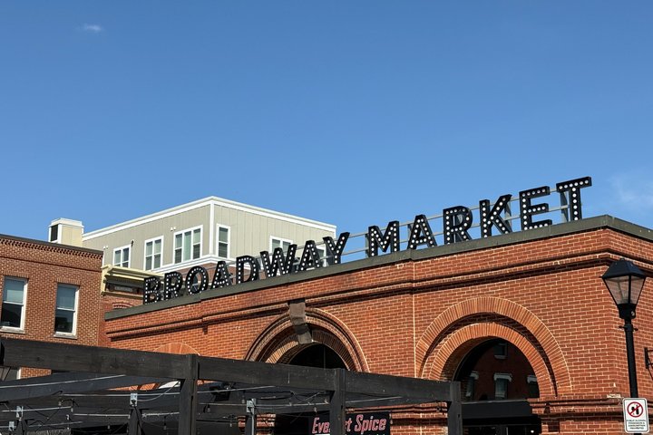 Baltimore: Fells Point & Little Italy Food Tour with 7 Tastings