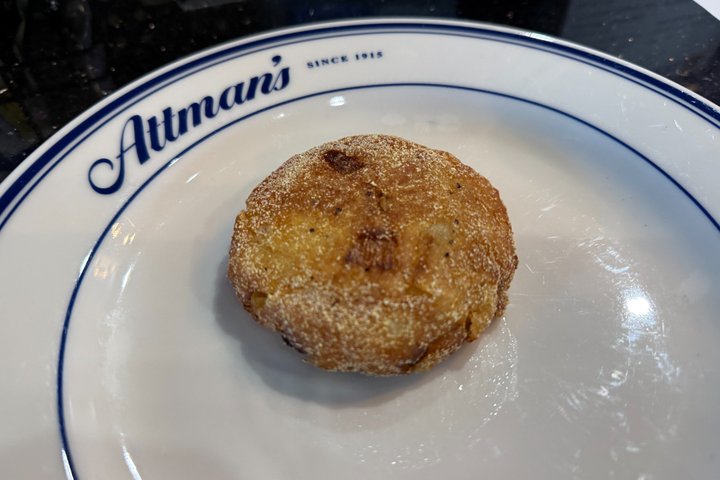 Baltimore: Fells Point & Little Italy Food Tour with 7 Tastings