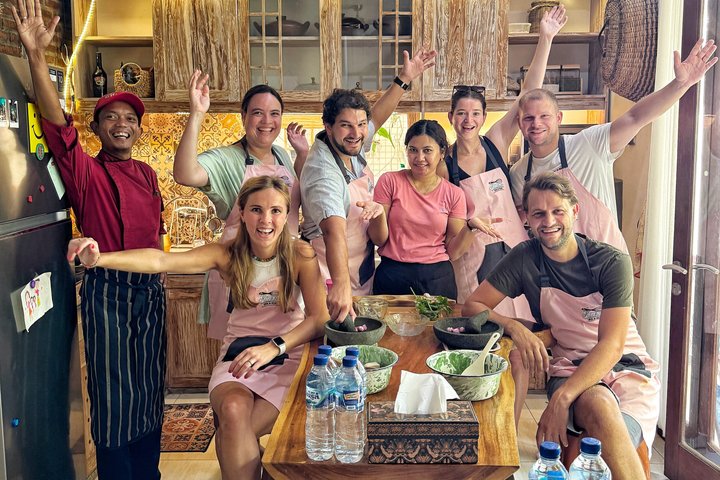 Yogyakarta Cooking Class and Market Tour