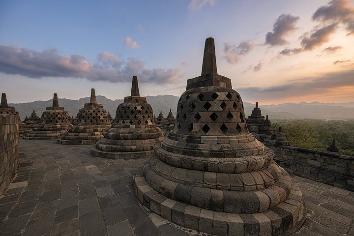 Half day Borobudur temple Climb Up Tour