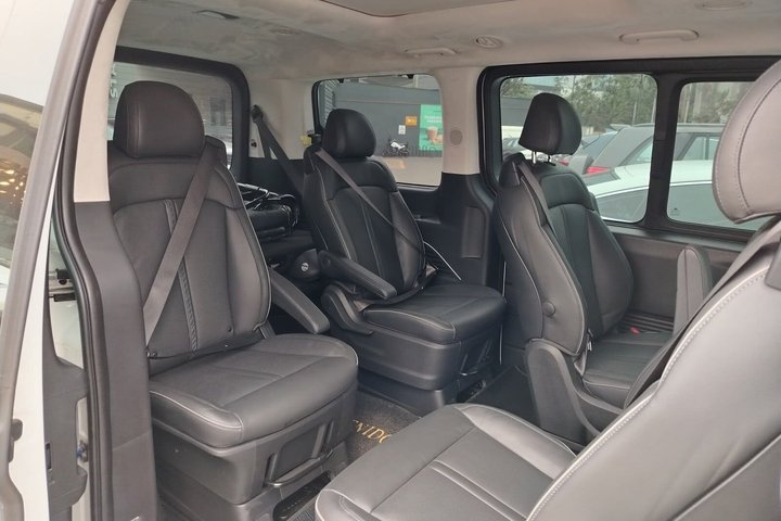 Premium Private Transfer Lima Airport (LIM) Meet & Greet 24/7