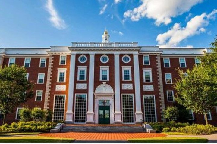 Boston/Cambridge: Walking Tour Harvard & MIT: The Genius Belt