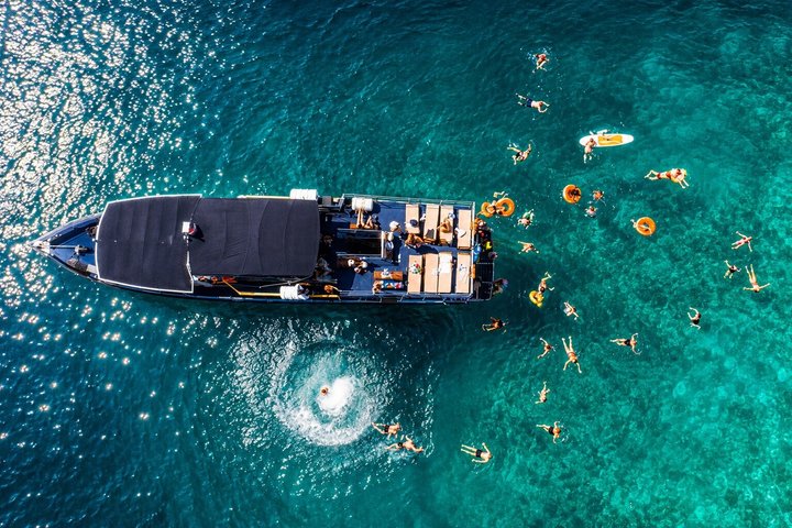 Blue Lagoon & 3 Islands Cruise with Lunch, Wine & Swim from Split