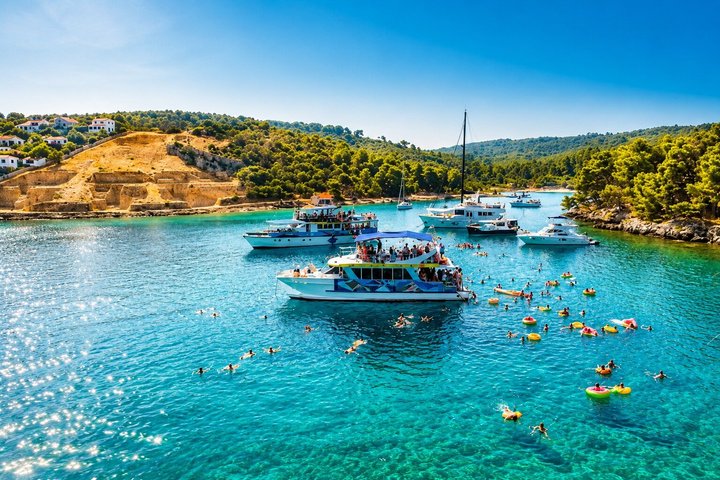 Blue Lagoon & 3 Islands Cruise with Lunch, Wine & Swim from Split