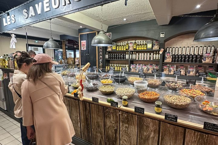 AVIGNON ESSENTIALS: A Food and Wine First Taste