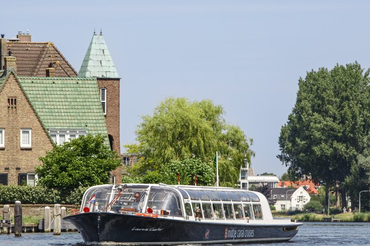 Haarlem: The Past and Present Boat Cruise