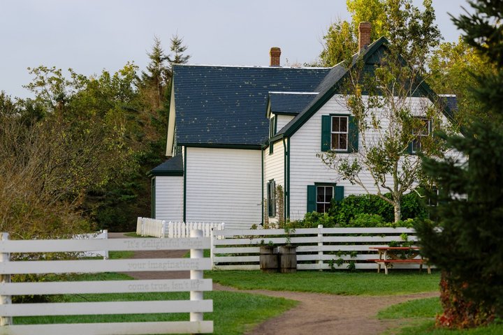 Prince Edward Island Private Tour: Culture Costal and Local Life
