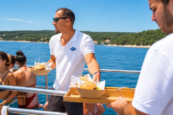 Blue Lagoon & 3 Islands Cruise with Lunch, Wine & Swim from Split