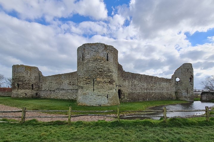 1066 Pevensey Castle and Surroundings Private Guided Tour
