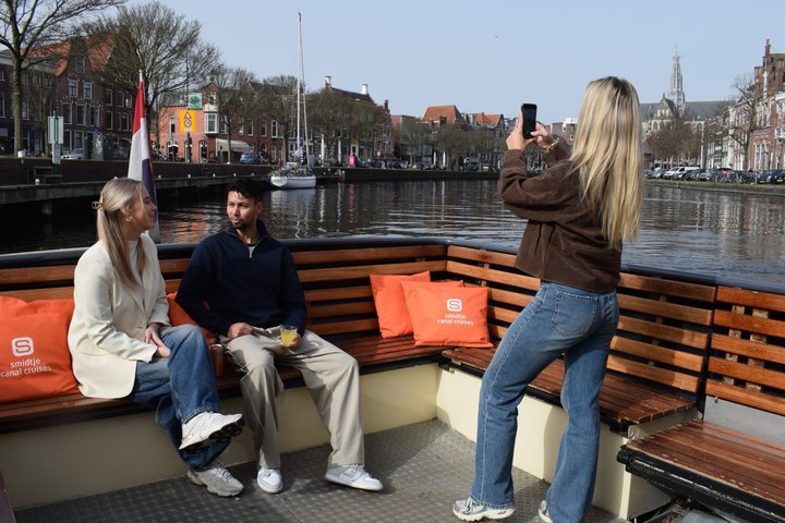 Haarlem: Combi Ticket Scenic Cruise + Stroopwafel workshop