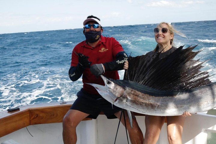 Zihuatanejo Private Fishing Tour Experience
