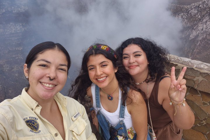 Nicaragua Private Day Tour: Masaya Volcano, Granada & Boat Ride!