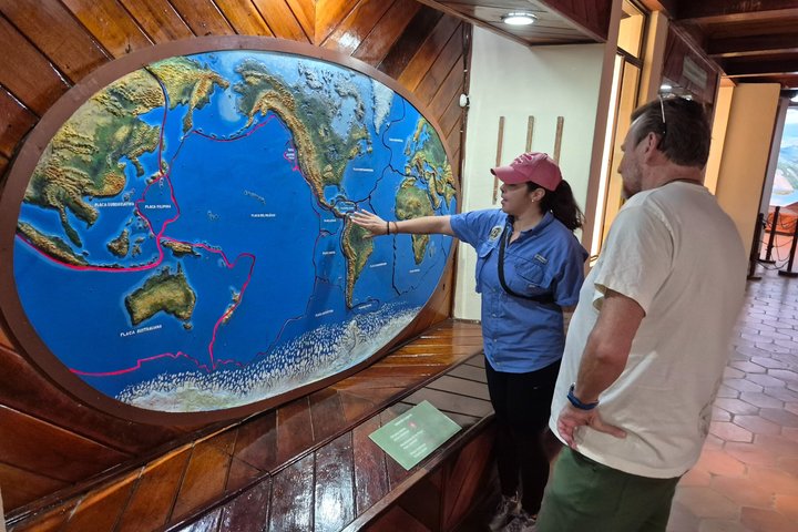 Nicaragua Private Day Tour: Masaya Volcano, Granada & Boat Ride!