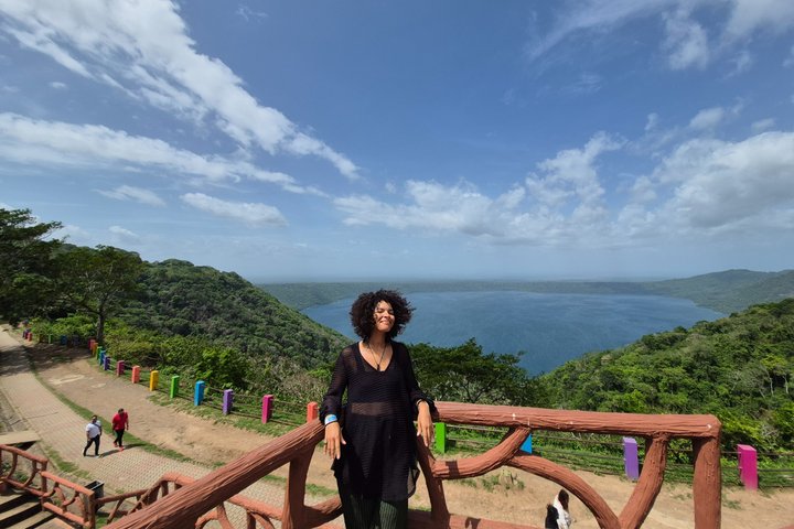 Nicaragua Private Day Tour: Masaya Volcano, Granada & Boat Ride!