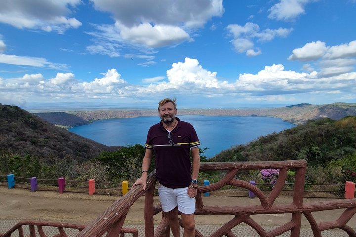 Nicaragua Private Day Tour: Masaya Volcano, Granada & Boat Ride!