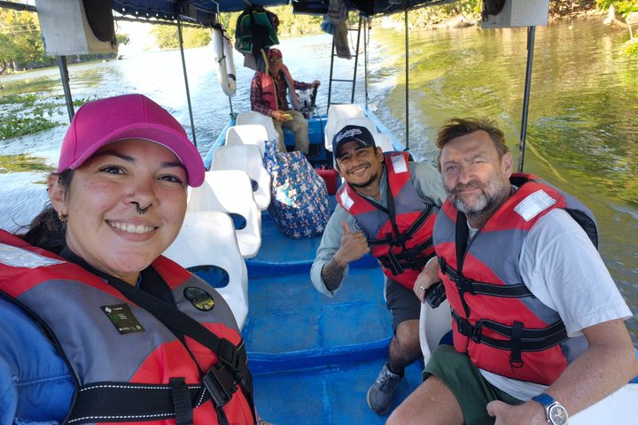 Nicaragua Private Day Tour: Masaya Volcano, Granada & Boat Ride!