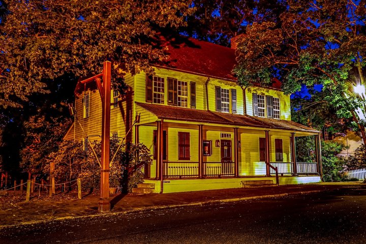 Winston Salem Ghost Tour of Whispers Wraiths and Widows