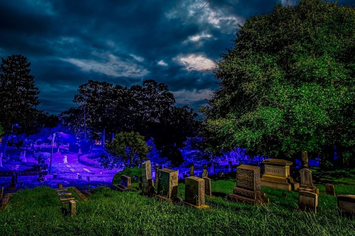Winston Salem Ghost Tour of Whispers Wraiths and Widows