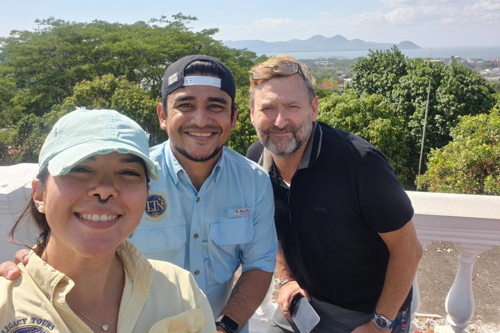 Private Transfer: Managua (MGA) — Bilingual Host, All Nicaragua
