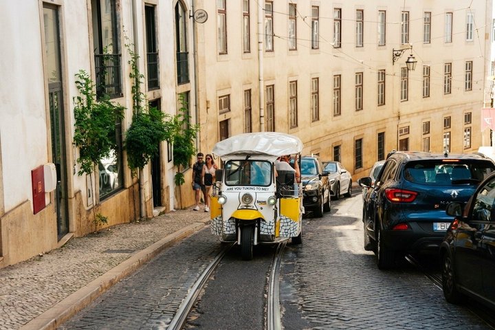 Private Lisbon Sightseeing Tuk-Tuk Tour: Alfama, Belém & More