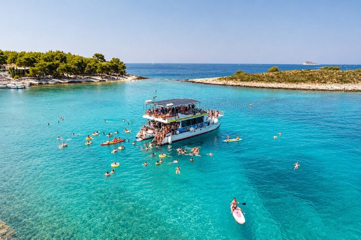 Hvar, Brač & Pakleni islands cruise with lunch & drinks from Split & Trogir