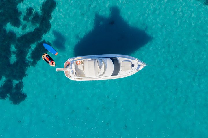 Private VIP Motoryacht Charter in Bodrum For 6 Hours With Lunch