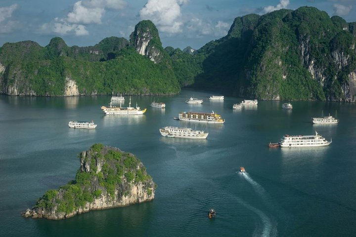 Hanoi: 3D2N 6 Star Cruise Ha Long - Lan Ha | Viet Hai Cycling