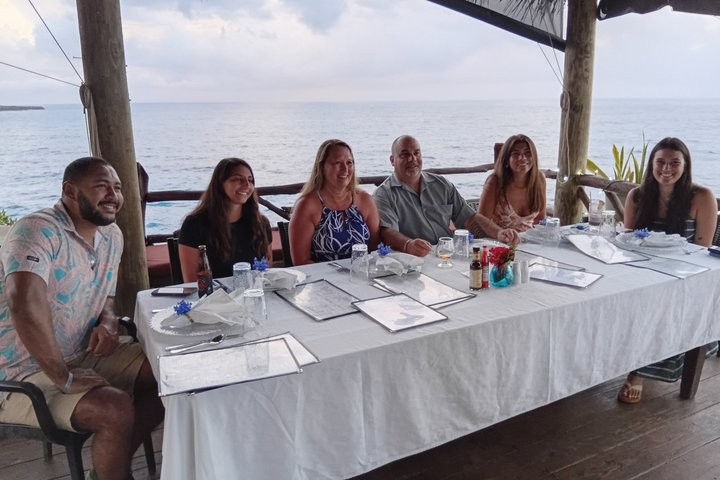 Private Montego Bay Jamaica Airport Transfer To Negril Hotels