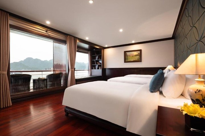 3 Day/2 Night Halong-Lan Ha Bay 5 Star Cruise with Balcony Cabin