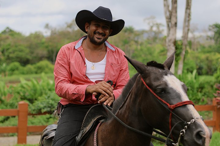 Horseback Riding Adventure in La Fortuna with River Crossings