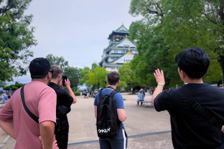 [Same Day OK] Osaka: Dotonbori to Iconic Castle 4Hr Walking Tour
