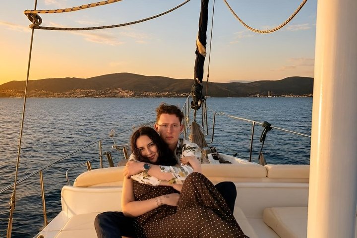 Private Sunset Boat Tour in Bodrum With Dinner