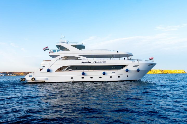 Luxury Yacht: Ras Mohammed & White Island, Lunch & Snorkel