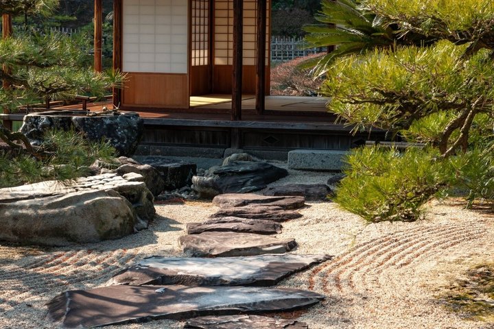 Day trip Takamatsu tour from Okayama