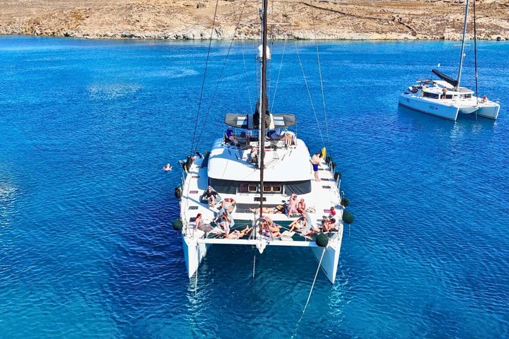 Mykonos Delos Rhenia Daily Cruise with BBQ, Drinks & Transfer