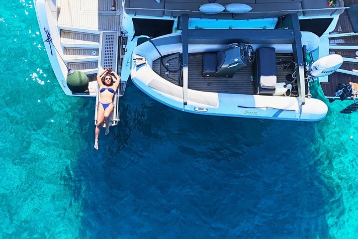 Mykonos Delos Rhenia Daily Cruise with BBQ, Drinks & Transfer