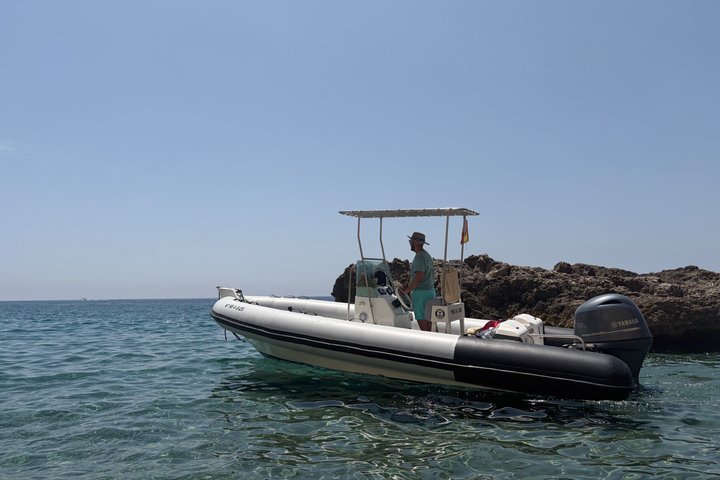 Carboneras : Route of 6 coves by boat through Cabo de Gata