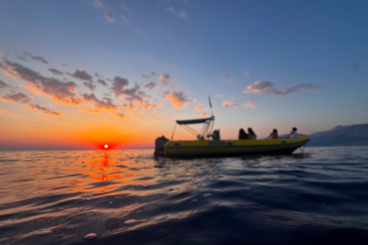 Sarandë: Small-Group Boat Tour with Surprise Extra Stop