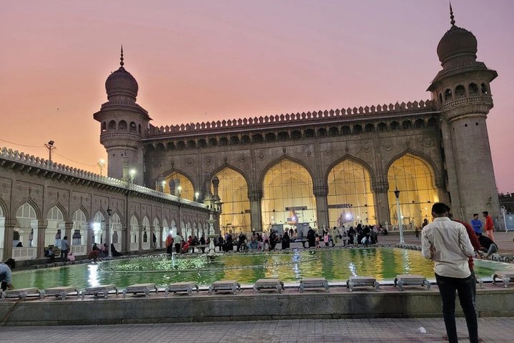 Hyderabad: Old City Cultural Walk with 4 Museums & Khilwat Palace