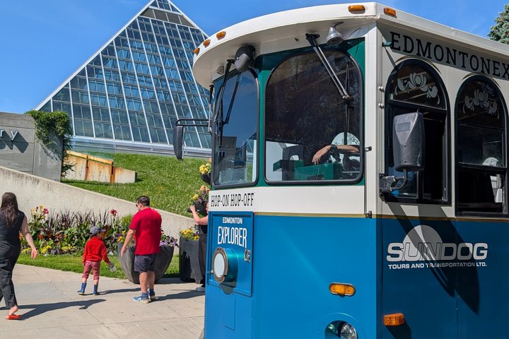 Edmonton Explorer | Hop On Hop Off Trolley Tour