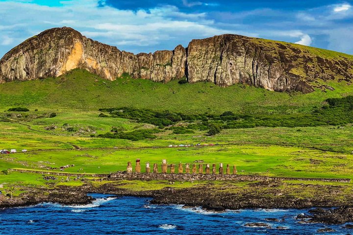Private Full Day Tour on Easter island "The Highlights"