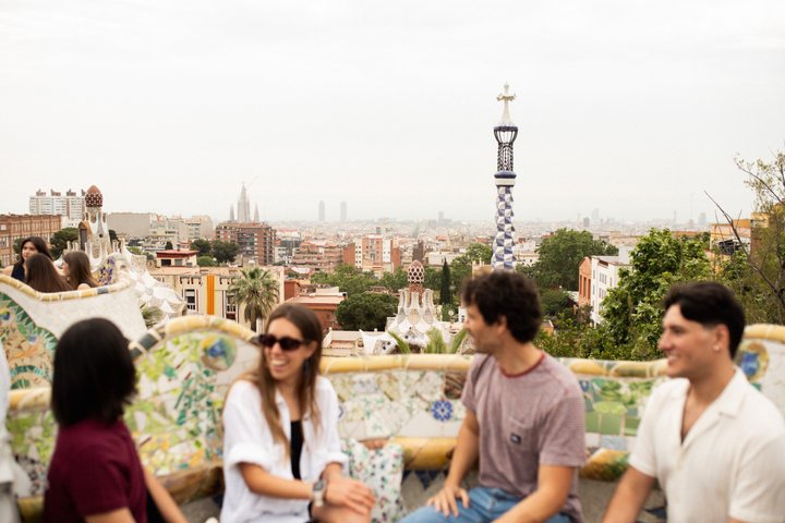 Park Guell and Sagrada Familia Tour with Skip the Line Tickets