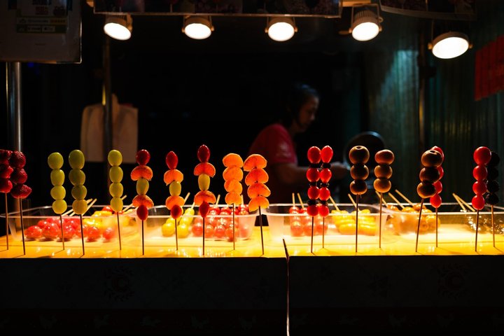 Taipei: Your First Day Food Tour with Locals & 12+ Tastings