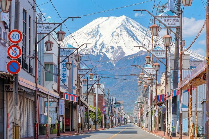 Mount Fuji Full Day Sightseeing Tour from Tokyo