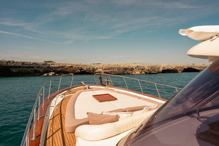 Savelletri Shared Boat 4h Tour with Aperitif Drinks and Snacks