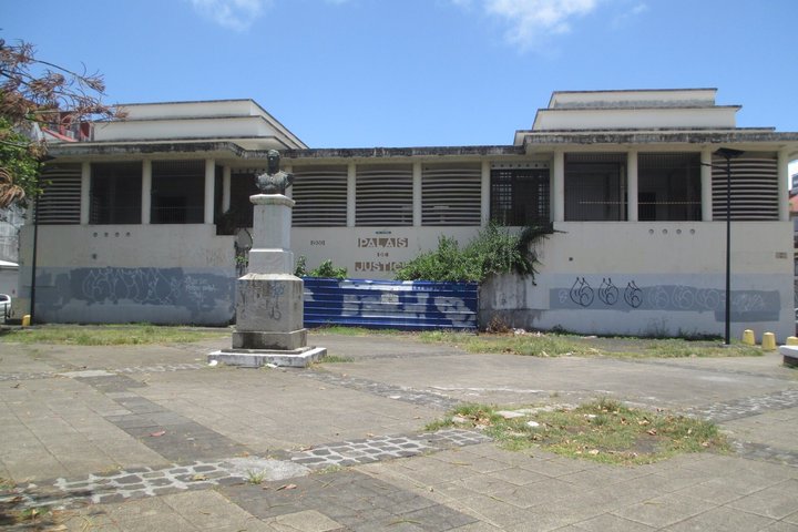 Pointe a Pitre Self Guided Walking Tour with Challenges