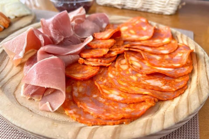 3H Pinhão to Régua Douro Cruise with Lock Wine and Tapas