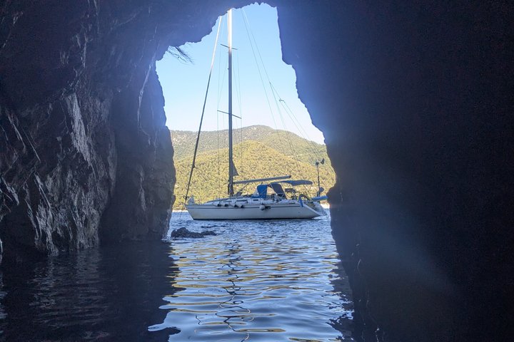 All Inclusive Daily Sailing with BBQ on Board